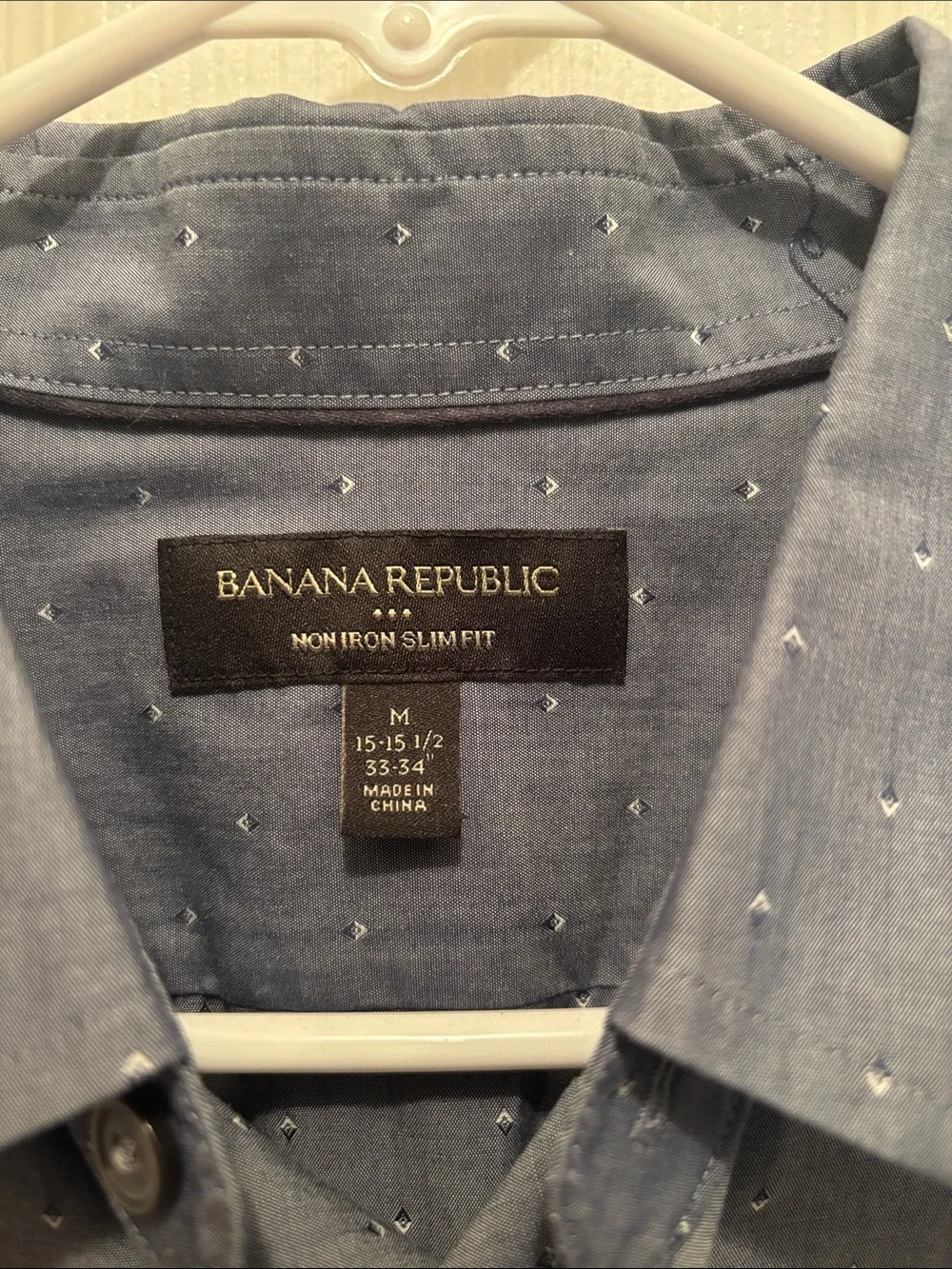 Banana Republic Men's Light Blue Dot-Pattern Dress Shirt